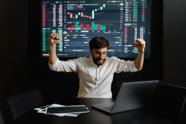 Se former en cryptomonnaie: investir et trader avec succès finance
